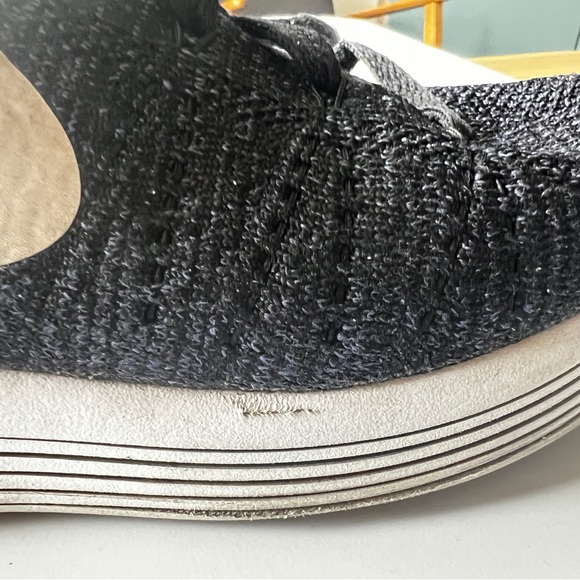 Nike LunarEpic Low Flyknit 2 Women's Running Shoes Size 7 Navy Blue 843765-005 - Picture 8 of 14
